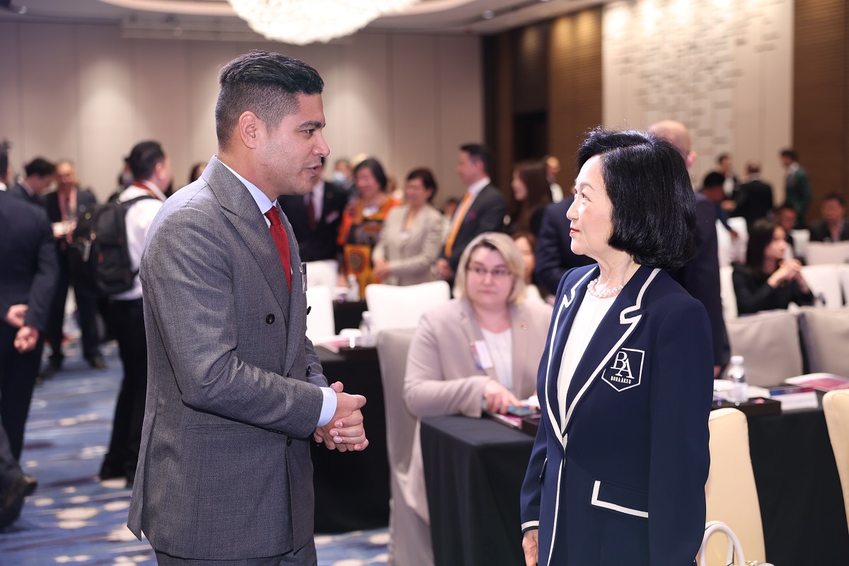 Foto: Secretaria de Finanzas de Hong Kong y Maritime Silk Road Society.