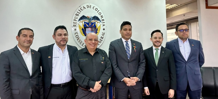 Consulado de Colombia en Hong Kong recibió a una delegación de la Universidad Nacional Abierta y a Distancia (UNAD)